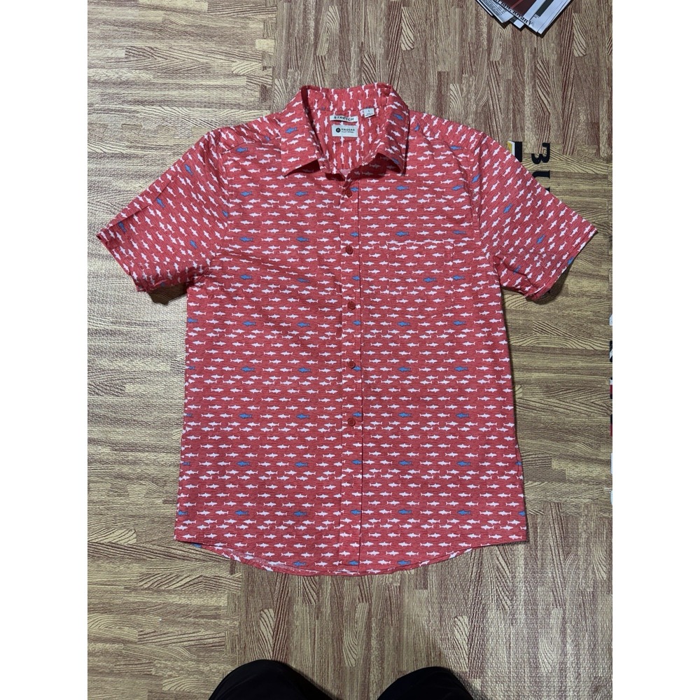 Haggar Mens L  Casual Button-Up Shirt Red White Blue Fish Print USA Golf Lightwt